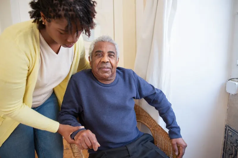 How to Know When Your Aging Parent Needs Help at Home: 10 Signs to Watch For
